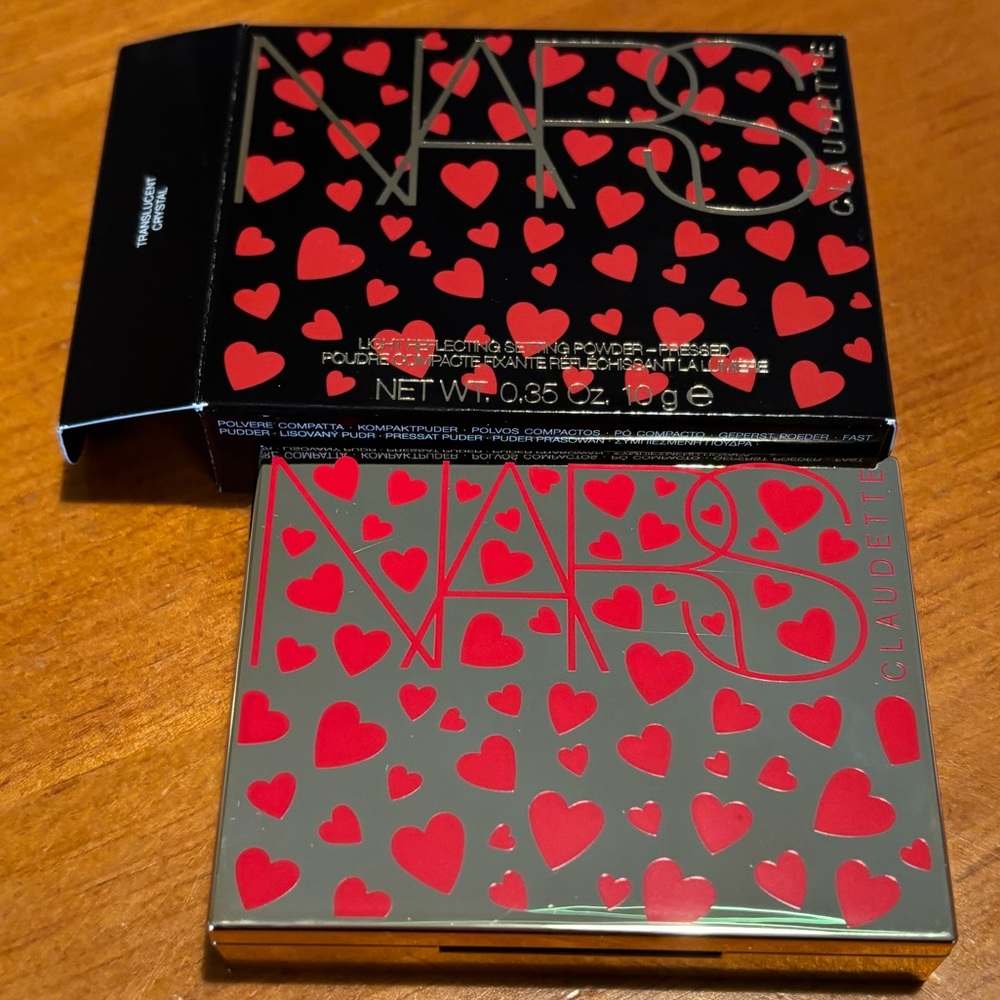 NARS Claudette Light Reflecting Pressed Setting Powder - Picture 4 of 16